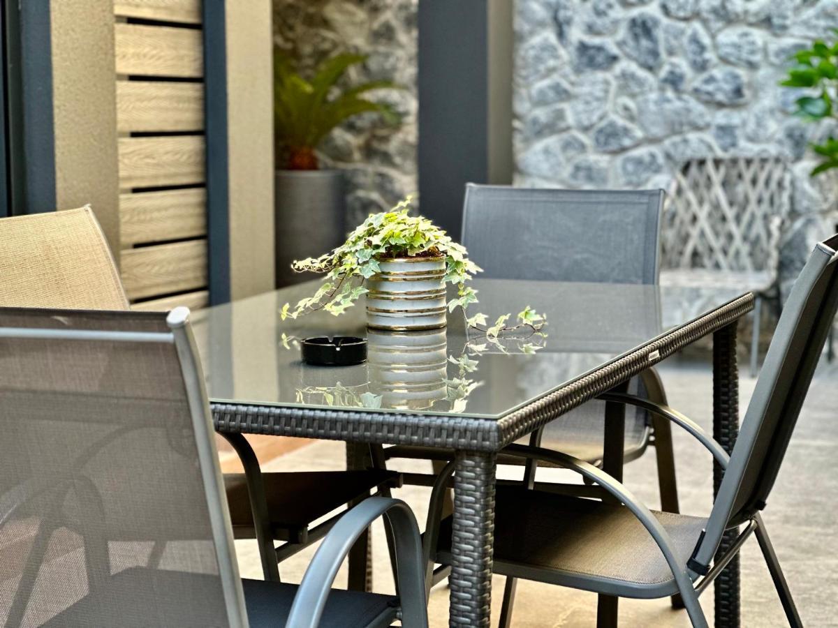 T&T Luxury Apartments - Rooftop Jacuzzi Athen Eksteriør bilde