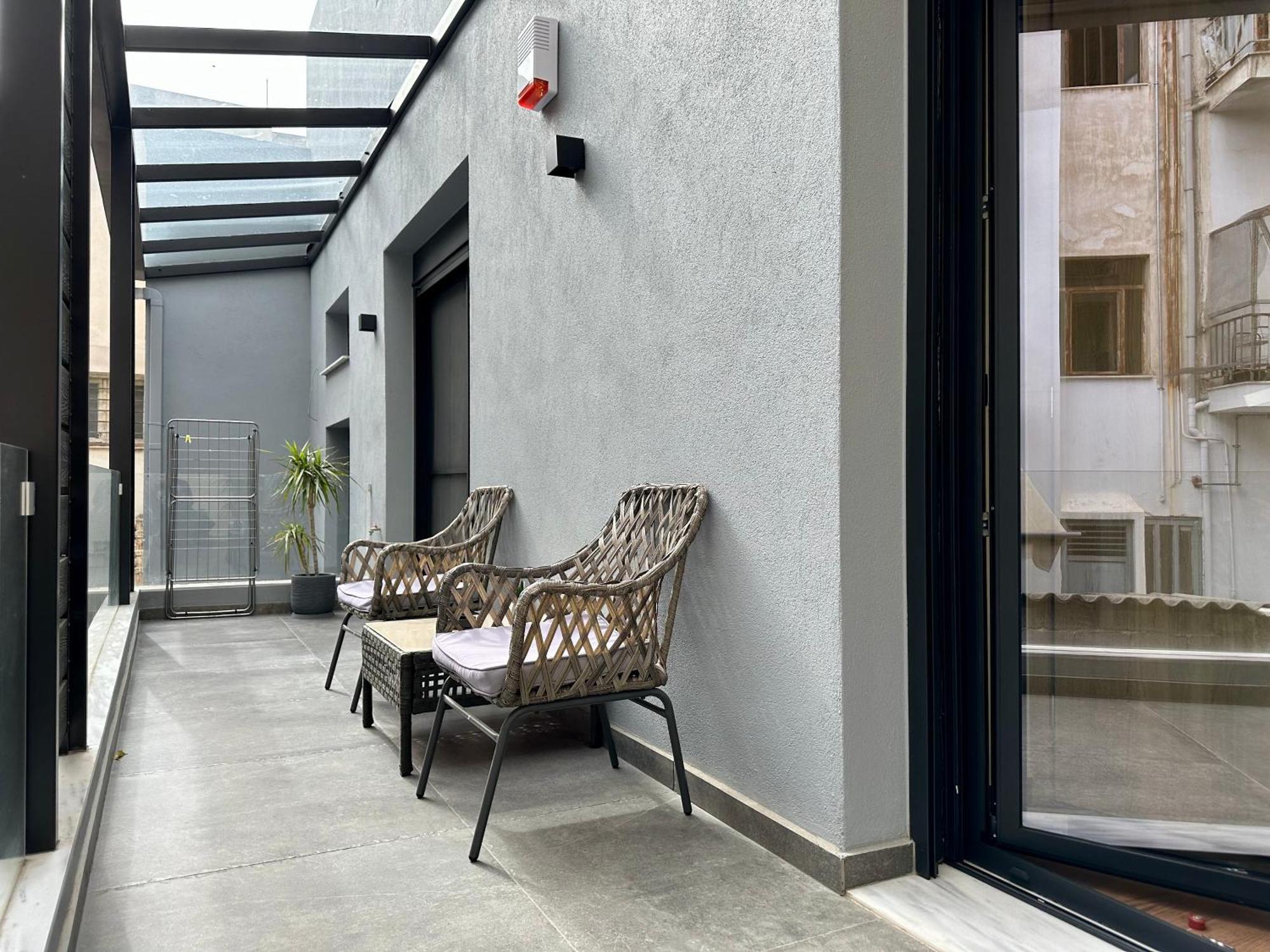 T&T Luxury Apartments - Rooftop Jacuzzi Athen Eksteriør bilde