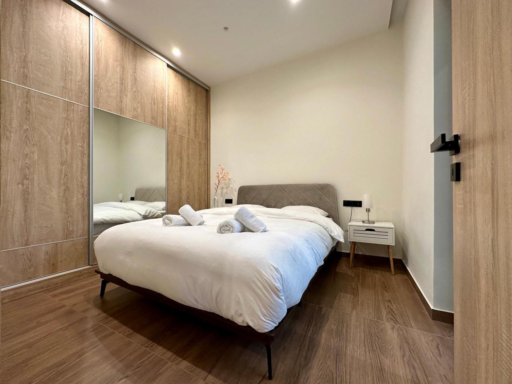T&T Luxury Apartments - Rooftop Jacuzzi Athen Eksteriør bilde